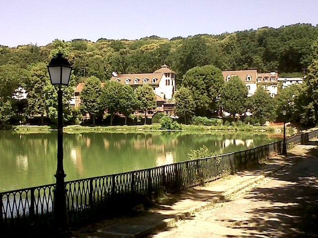 Etang - an easy hiking trail near Paris "Etang - day hiking near Paris for everyone"