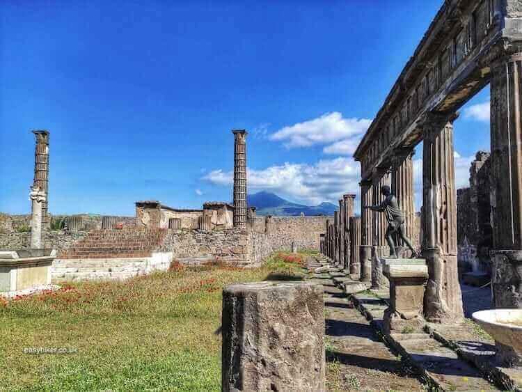 Pompeii for the Ruins-o-Skeptic